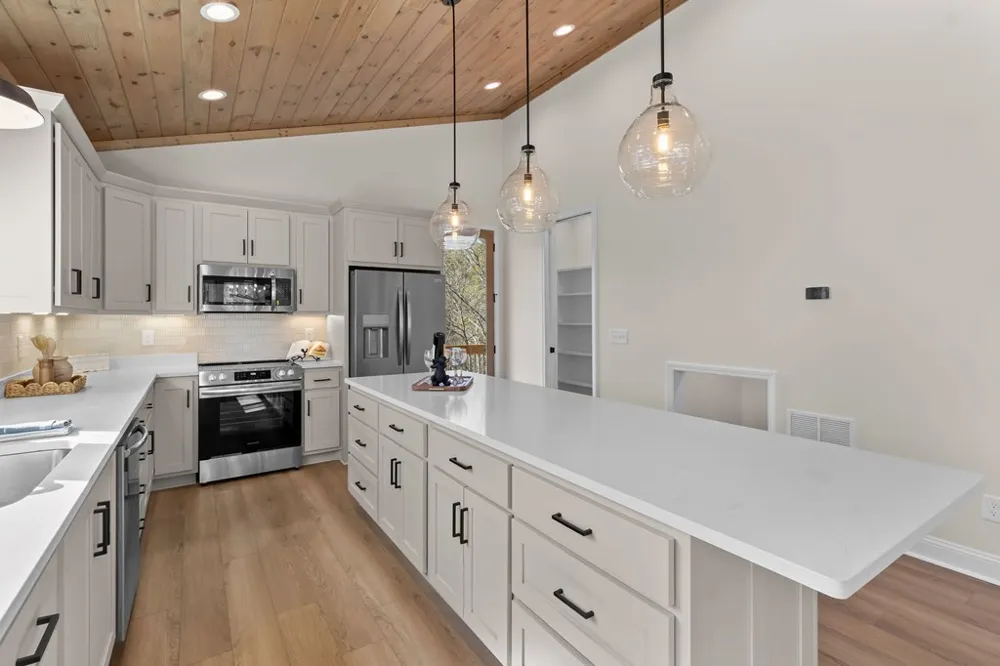 295 Mountain Laurel Ridge Mineral Bluff, GA 30559