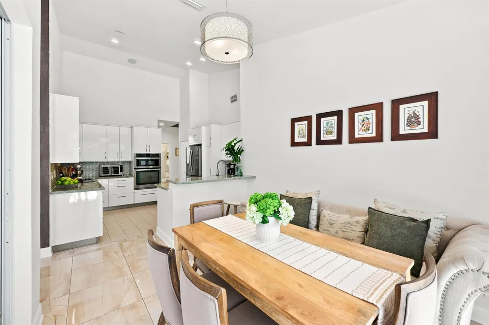 10739 STONEBRIDGE BOULEVARD Boca Raton, FL 33498