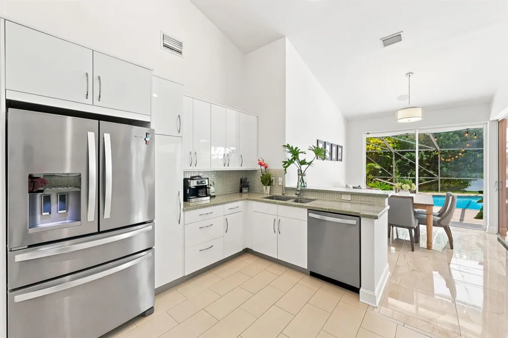 10739 STONEBRIDGE BOULEVARD Boca Raton, FL 33498
