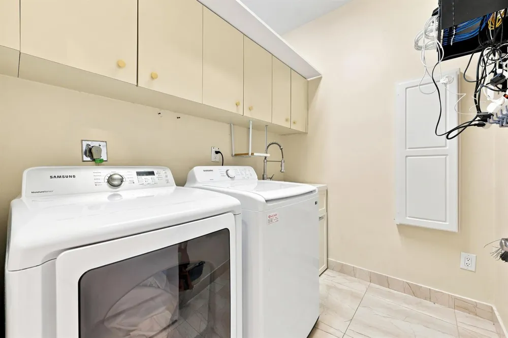 10739 STONEBRIDGE BOULEVARD Boca Raton, FL 33498