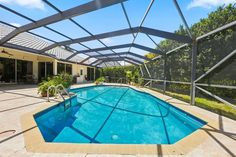 10739 STONEBRIDGE BOULEVARD Boca Raton, FL 33498