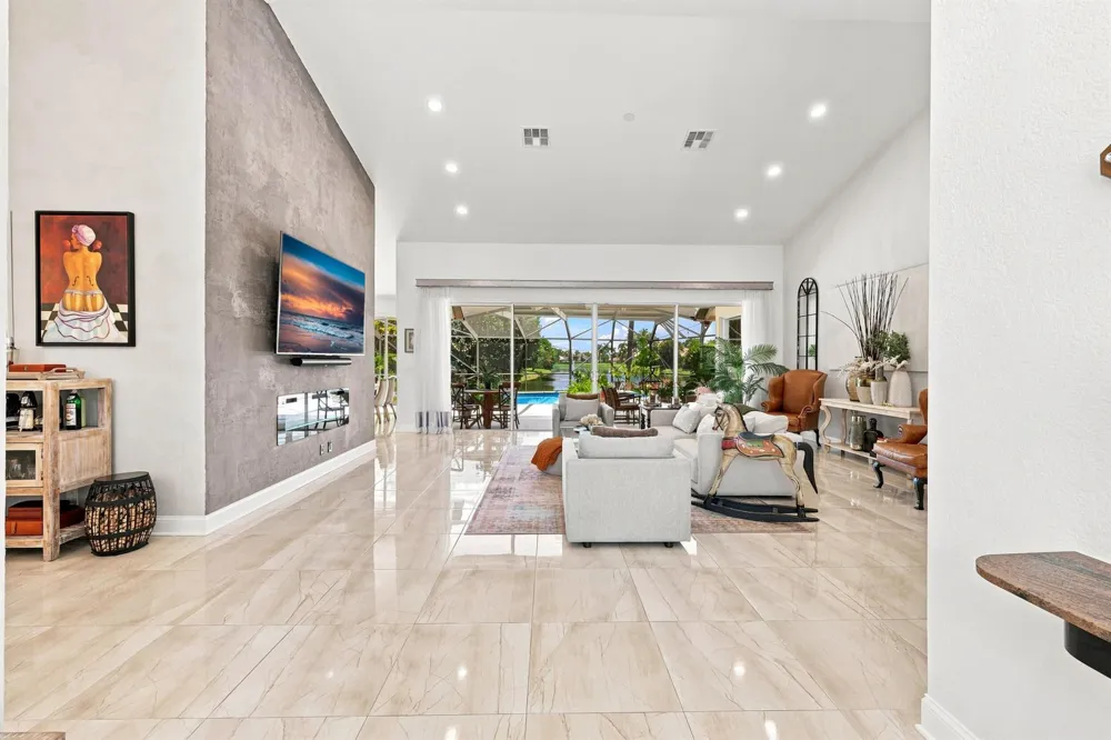 10739 STONEBRIDGE BOULEVARD Boca Raton, FL 33498