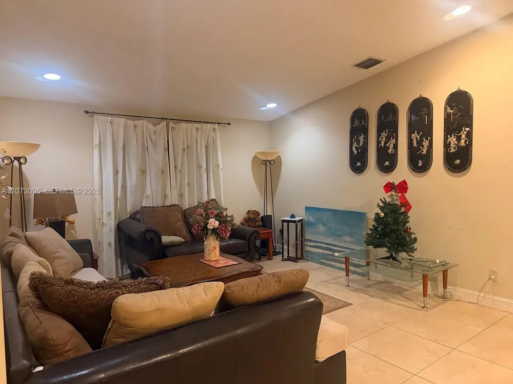 8250 SW 116th St Miami, FL 33156