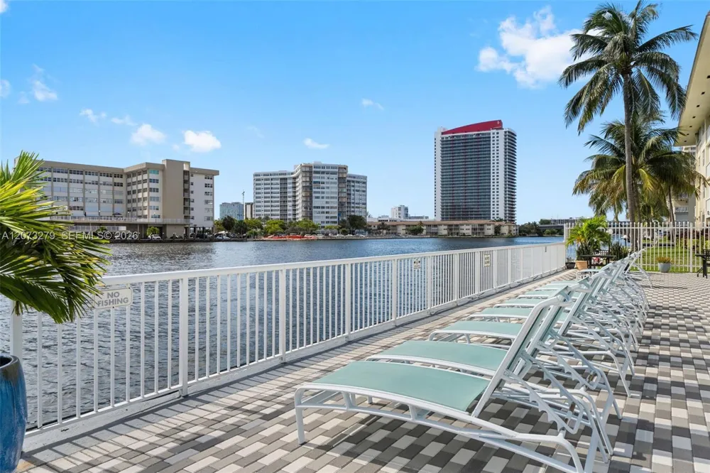 1913 S Ocean Dr #208A Hallandale Beach, FL 33009