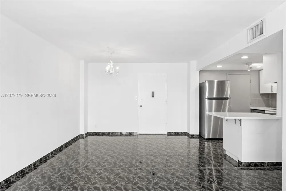 1913 S Ocean Dr #208A Hallandale Beach, FL 33009