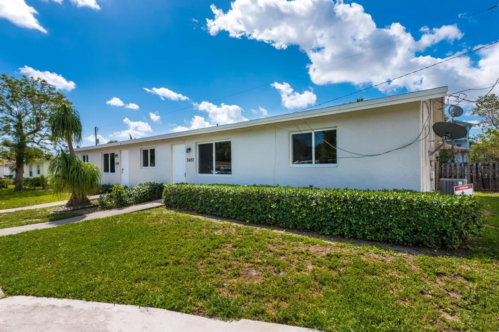 3482 48TH LANE S Lake Worth, FL 33461