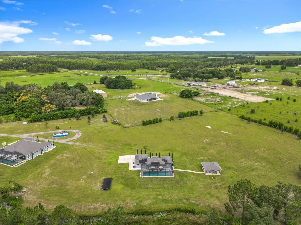10220 & 10224 BAY LAKE ROAD Groveland, FL 34736