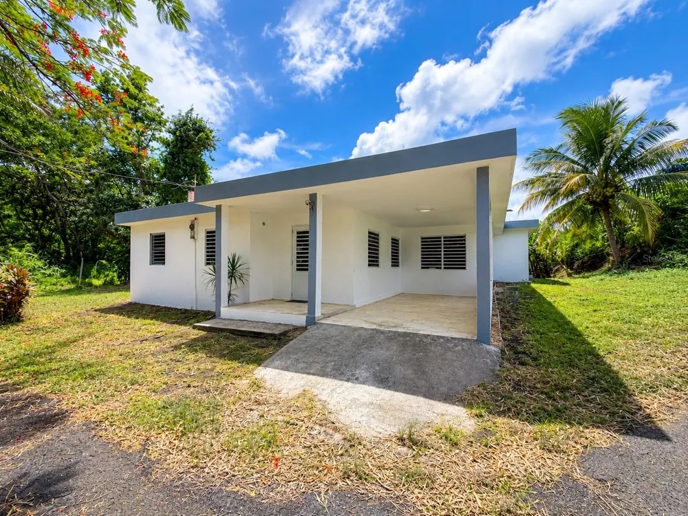 KM 4.3 Int. PR-900 Yabucoa, PR 00767