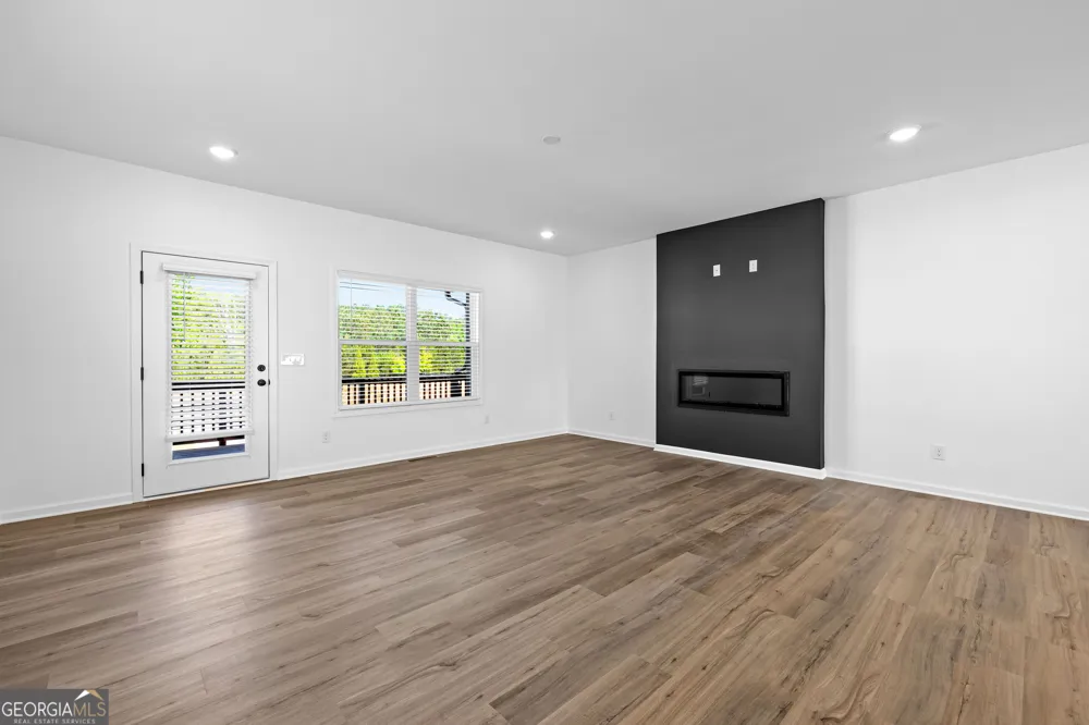 10 Mercury Lane Newnan, GA 30265