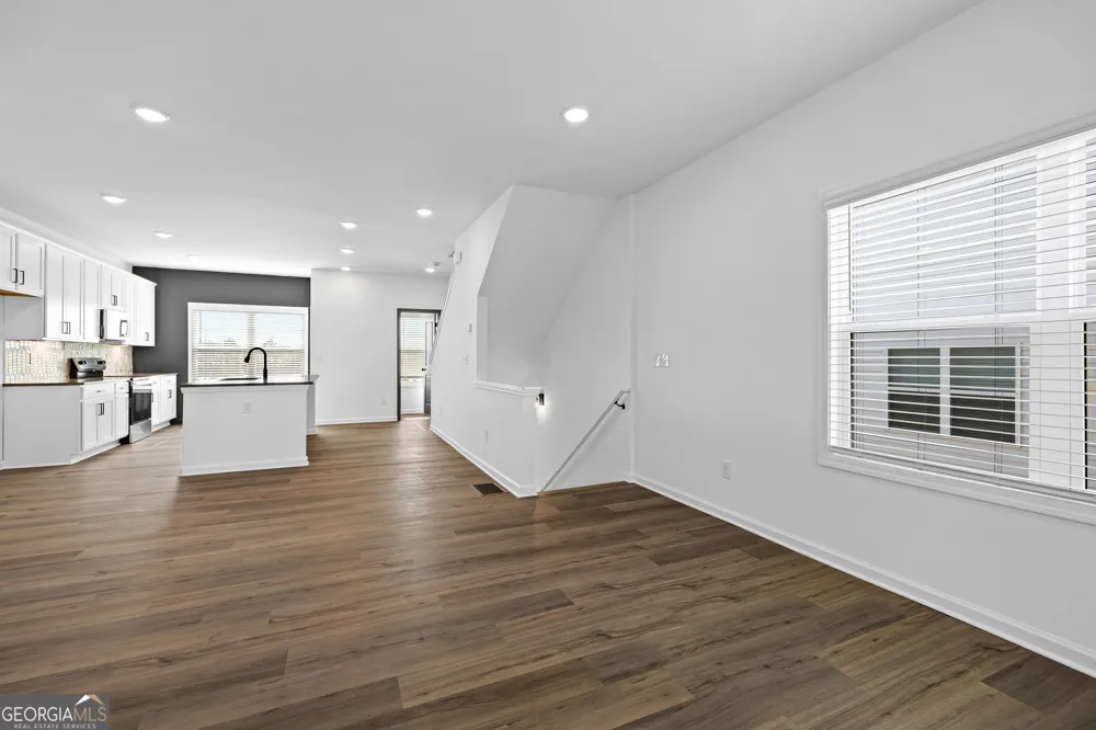 10 Mercury Lane Newnan, GA 30265