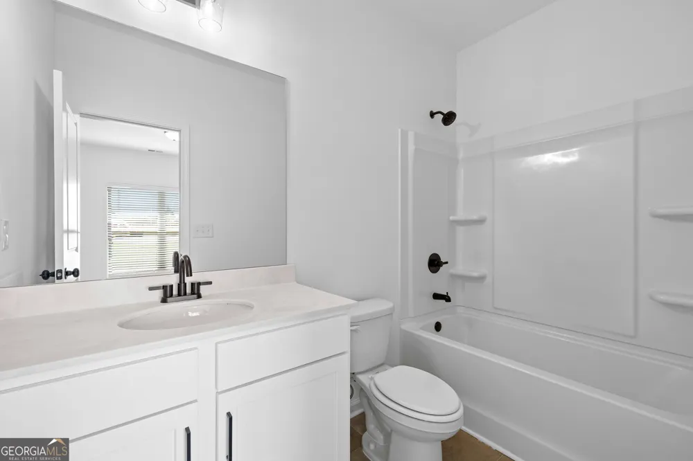10 Mercury Lane Newnan, GA 30265