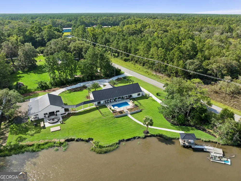 5370 Shellman Bluff RD NE Townsend, GA 31331