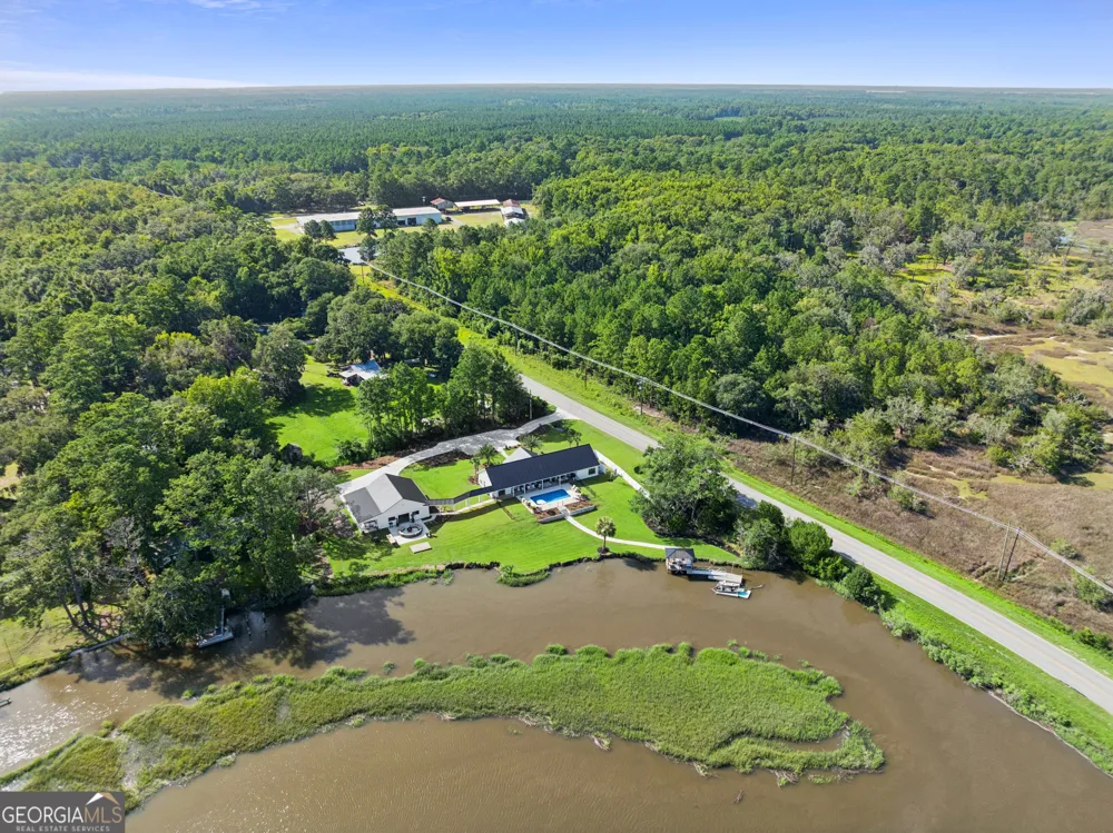 5370 Shellman Bluff RD NE Townsend, GA 31331
