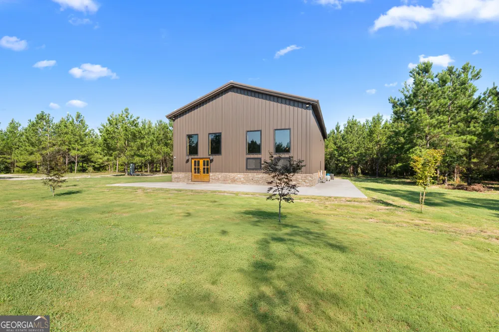 3875 Poor Robin RD Sylvania, GA 30467