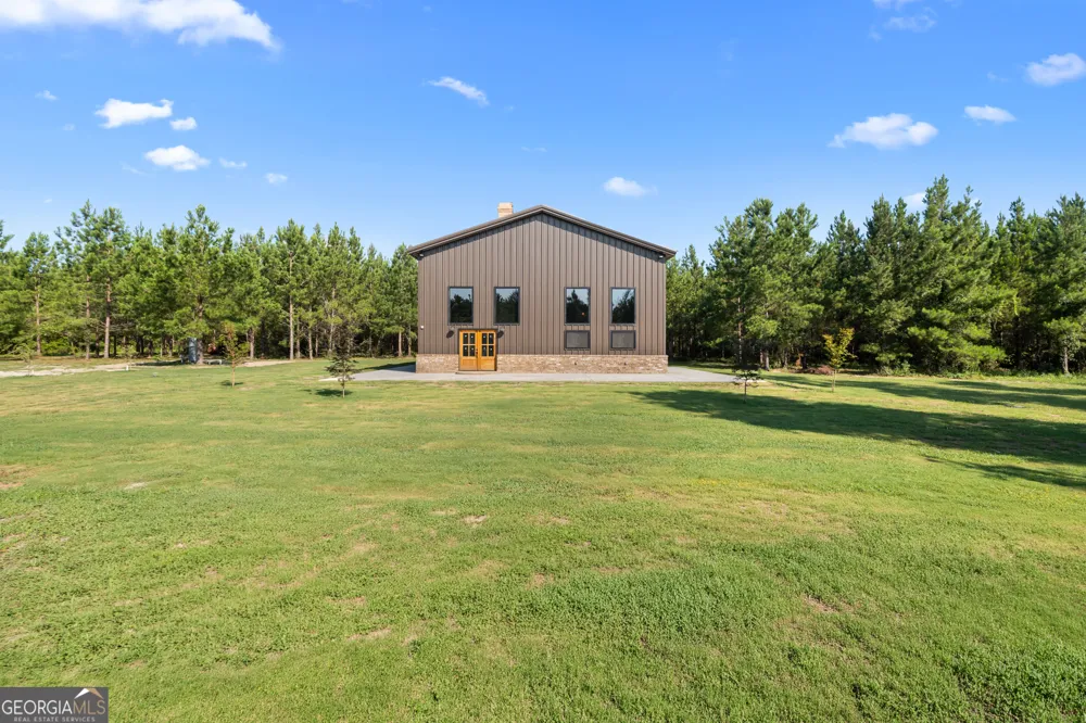 3875 Poor Robin RD Sylvania, GA 30467