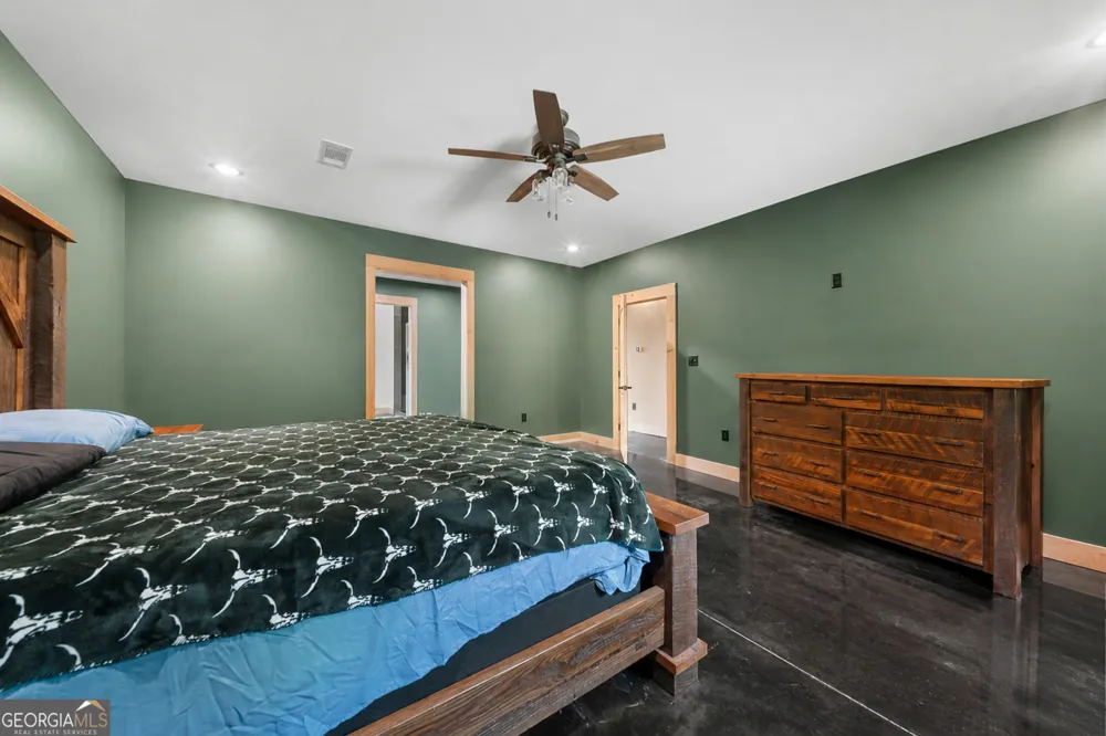 3875 Poor Robin RD Sylvania, GA 30467