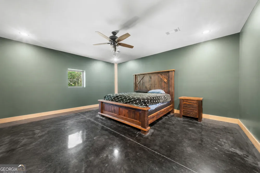 3875 Poor Robin RD Sylvania, GA 30467