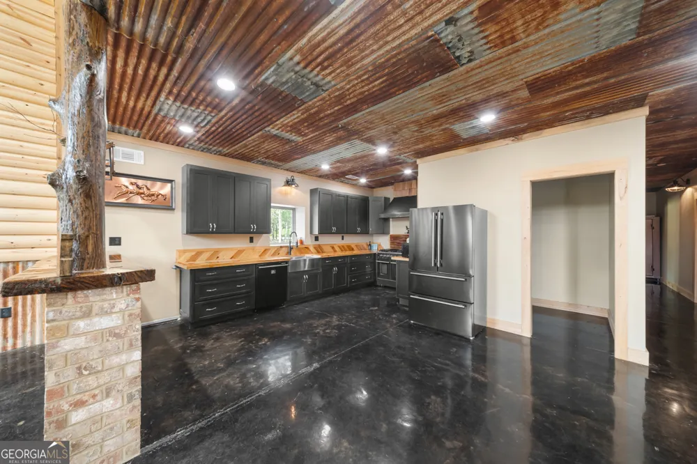 3875 Poor Robin RD Sylvania, GA 30467