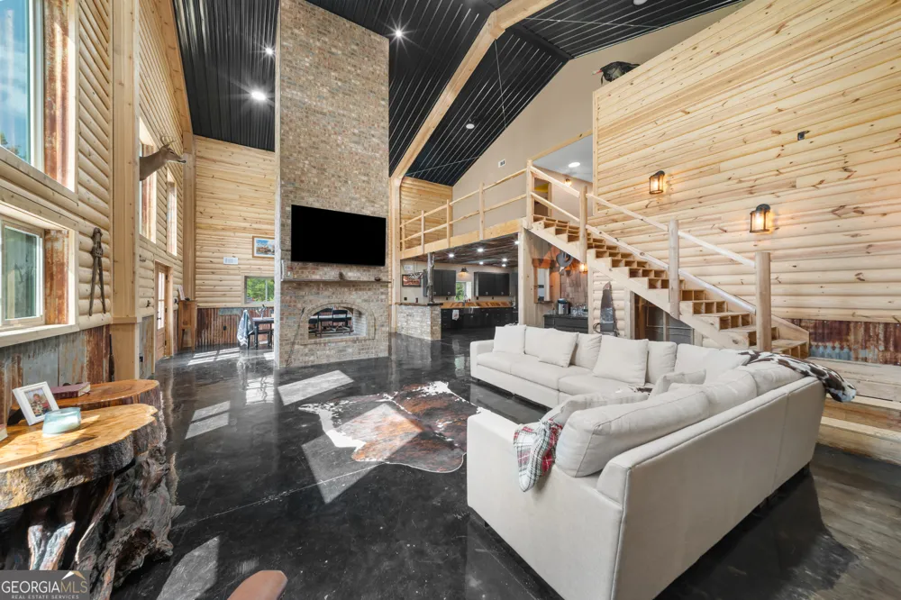 3875 Poor Robin RD Sylvania, GA 30467