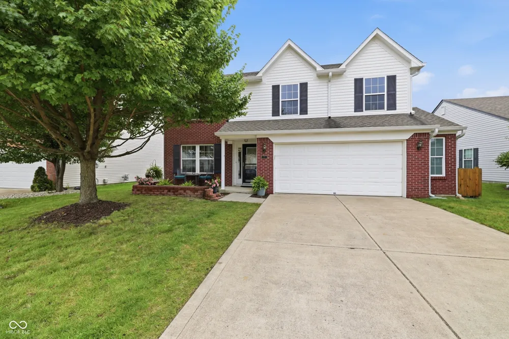 77 Fillmore Way Westfield, IN 46074