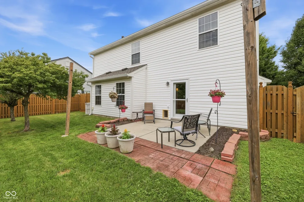 77 Fillmore Way Westfield, IN 46074