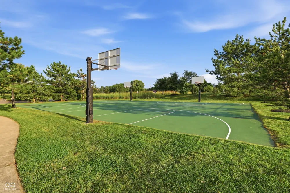 77 Fillmore Way Westfield, IN 46074