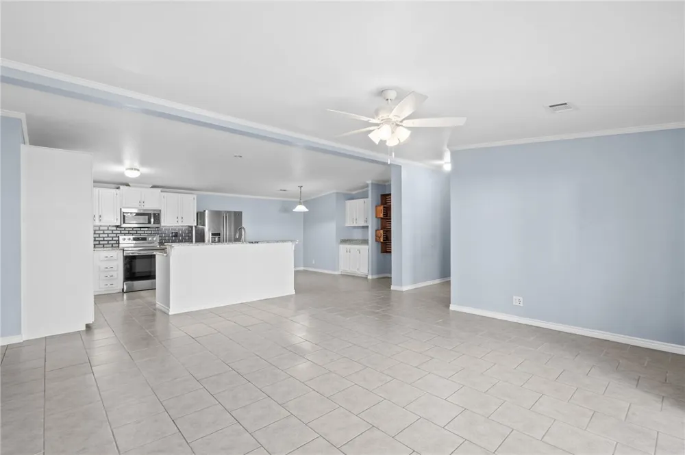 1510 Oak Harbor Drive Corpus Christi, TX 78418