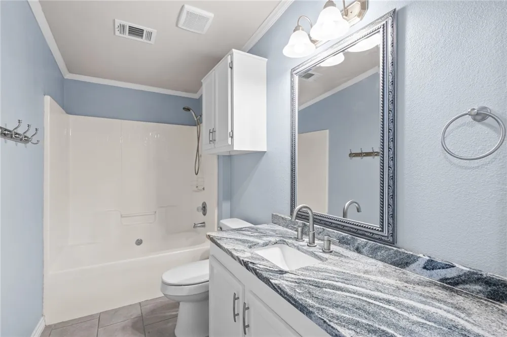 1510 Oak Harbor Drive Corpus Christi, TX 78418