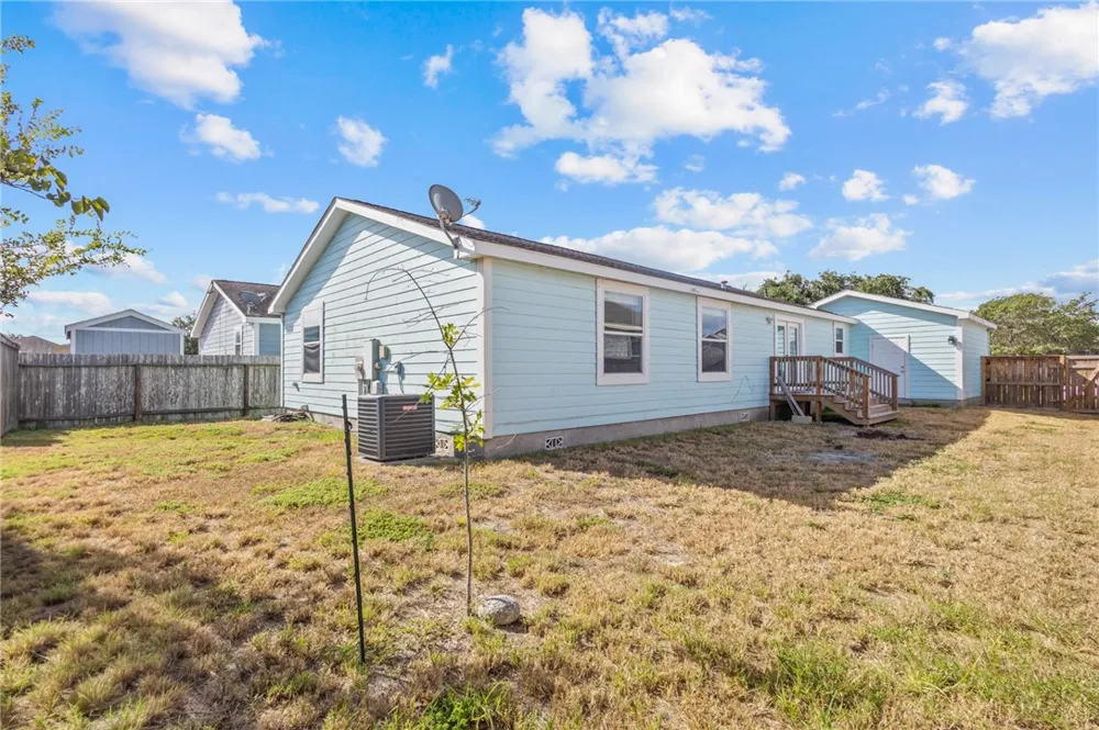 1510 Oak Harbor Drive Corpus Christi, TX 78418