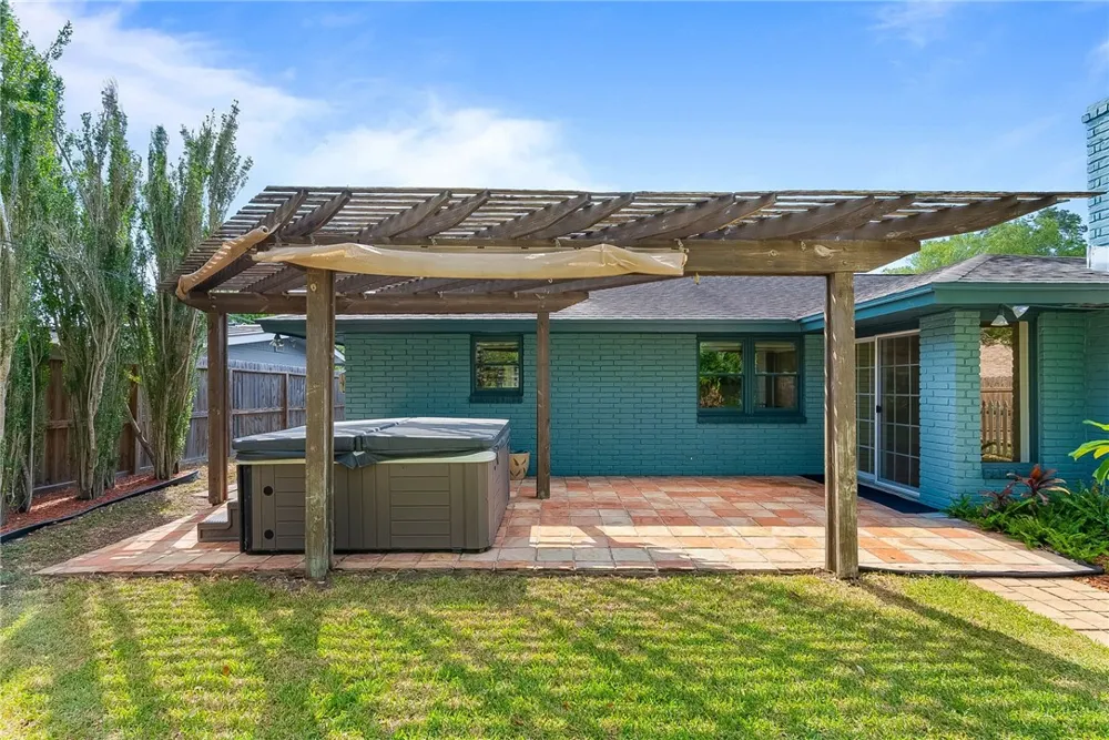 332 Poenisch Drive Corpus Christi, TX 78412