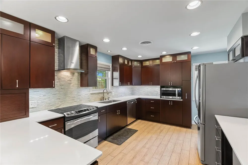 332 Poenisch Drive Corpus Christi, TX 78412