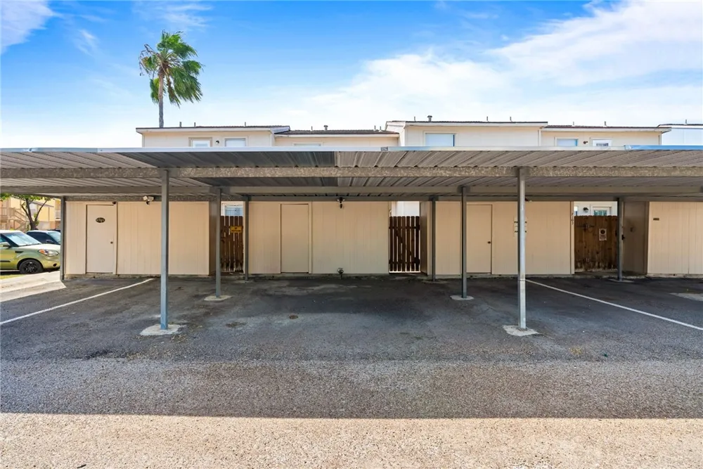 6702 Everhart Road #F102 Corpus Christi, TX 78413