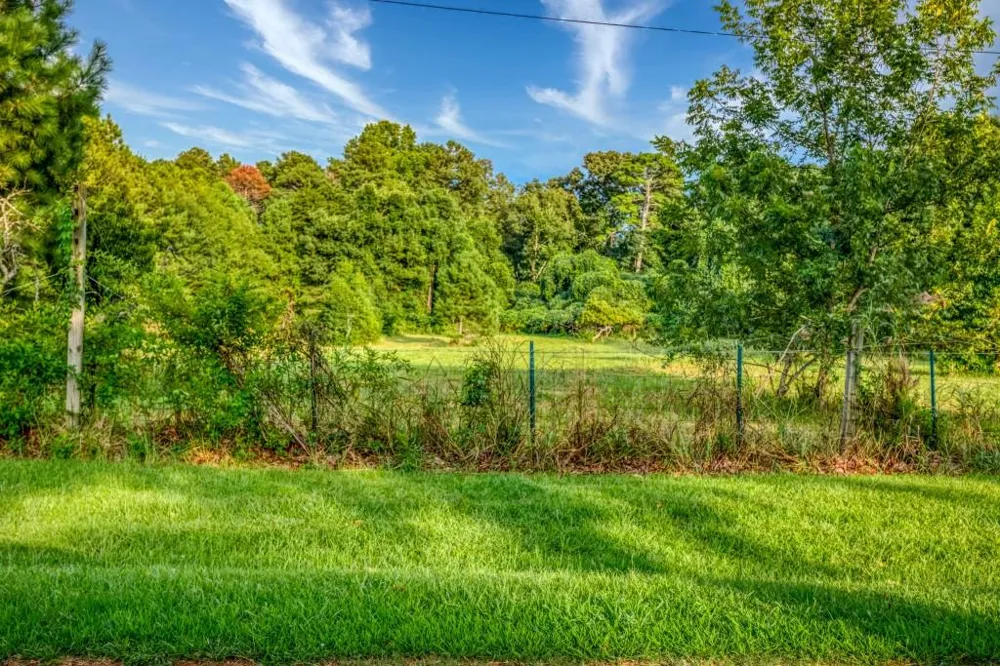 2045 Cleveland Road Bogart, GA 30622