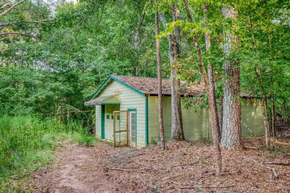 2045 Cleveland Road Bogart, GA 30622