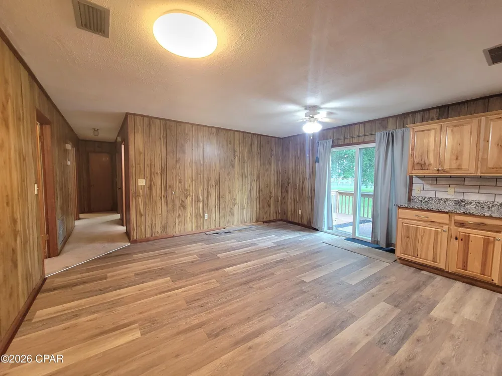 5081 8th Avenue Malone, FL 32445