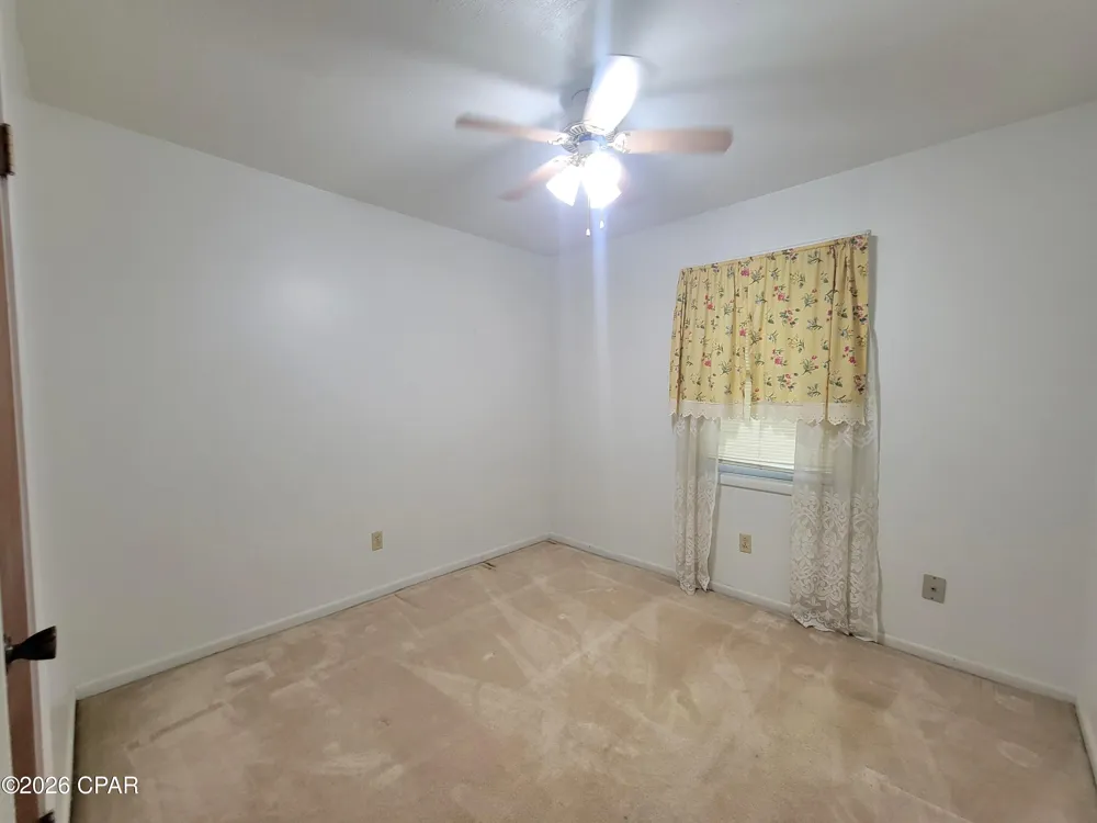 5081 8th Avenue Malone, FL 32445