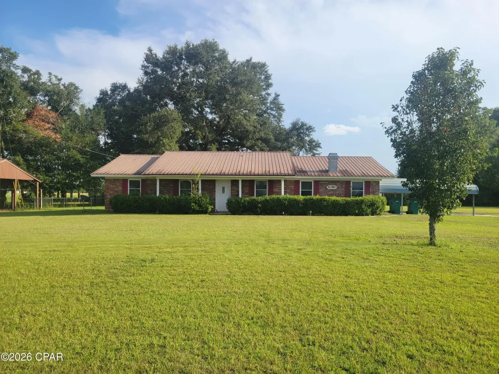 5081 8th Avenue Malone, FL 32445