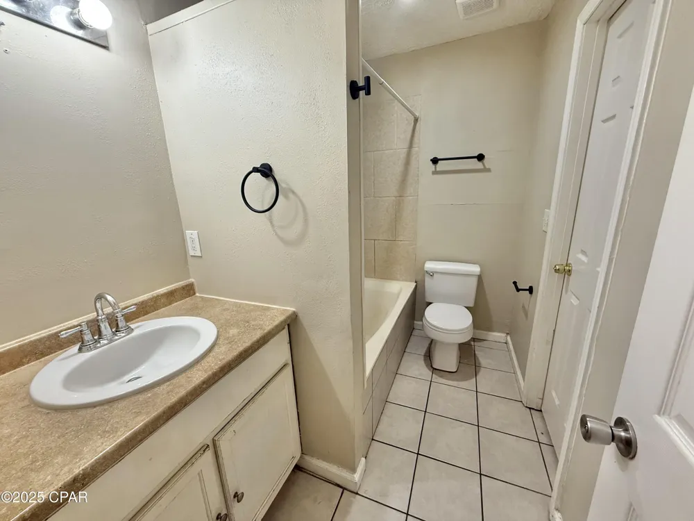 519 S Highway 22 A Panama City, FL 32404