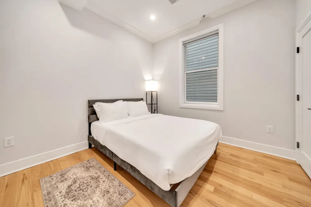 136 35TH ST Union City, NJ 07087