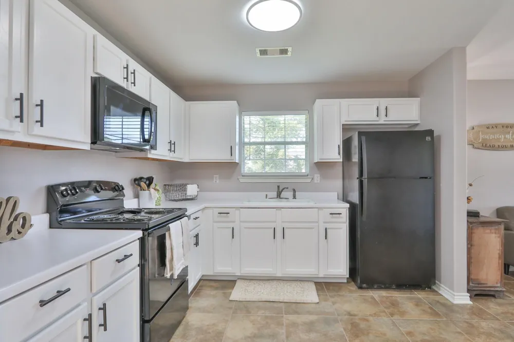 4002 Avenue N 1/2 Santa Fe, TX 77510