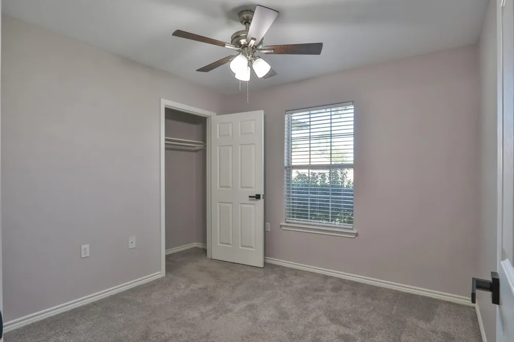 4002 Avenue N 1/2 Santa Fe, TX 77510