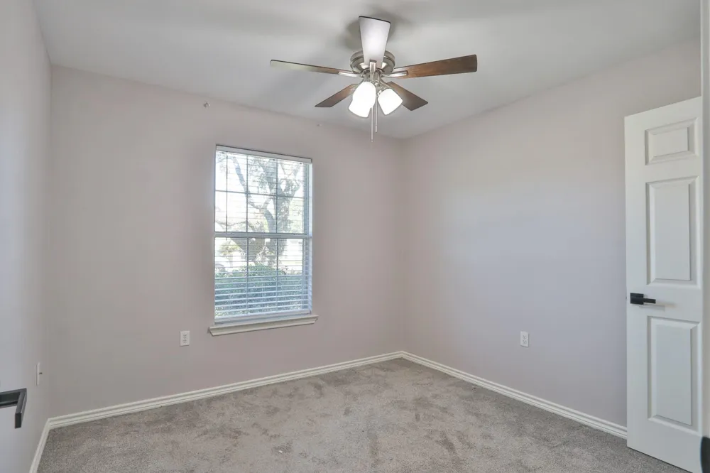 4002 Avenue N 1/2 Santa Fe, TX 77510