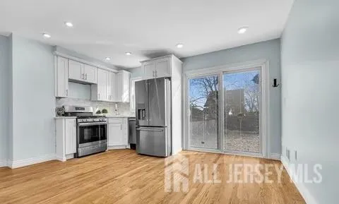 580 S Garden Avenue Woodbridge Proper, NJ 07095