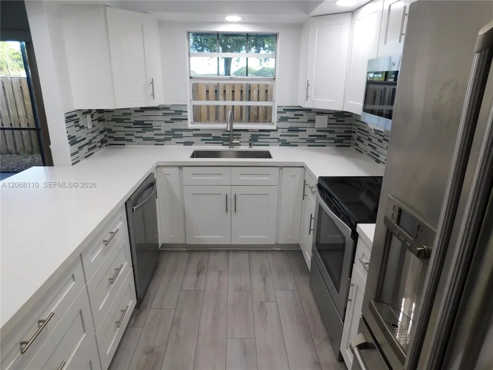 12164 SW 52nd Pl Cooper City, FL 33330