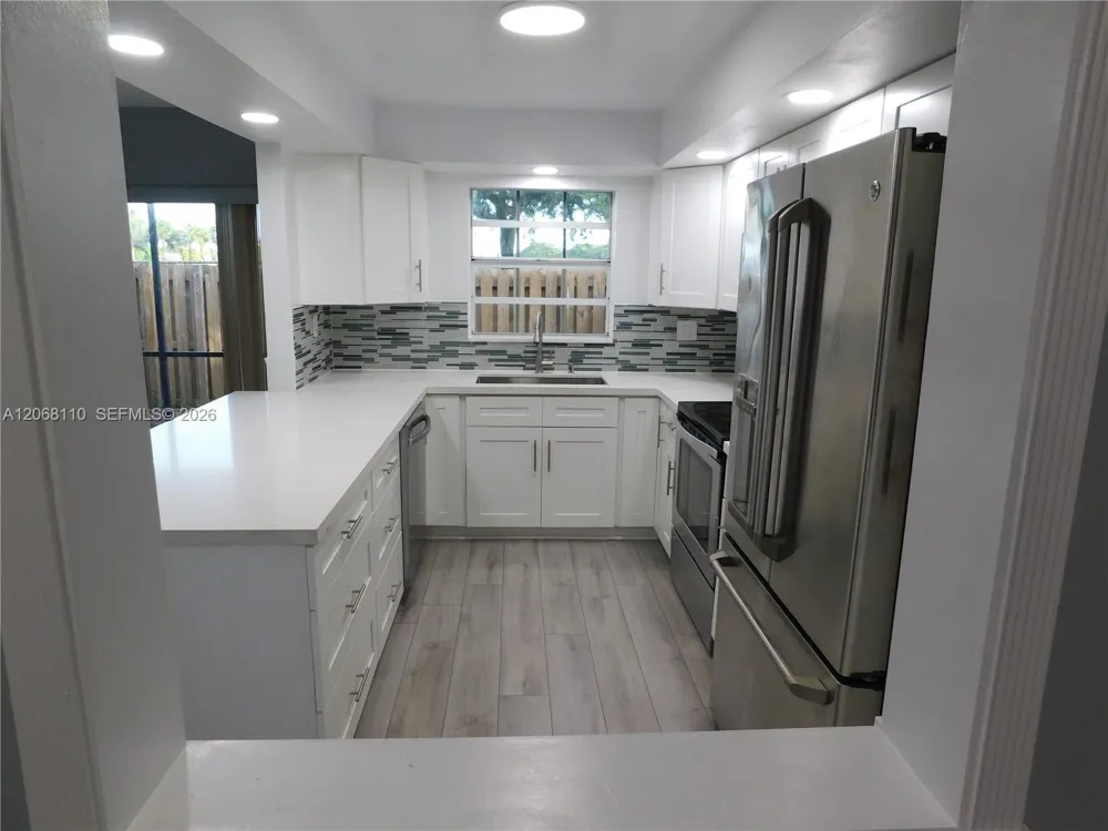 12164 SW 52nd Pl Cooper City, FL 33330