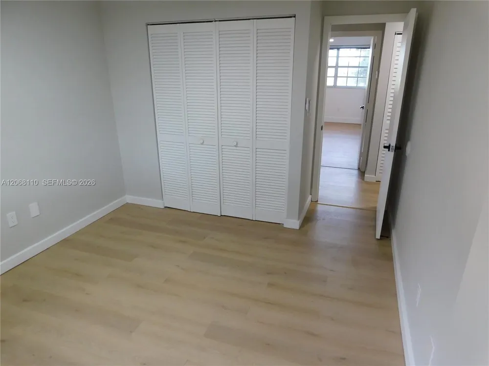 12164 SW 52nd Pl Cooper City, FL 33330