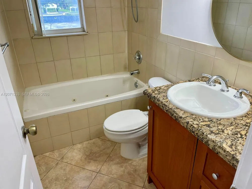 4001 NE 21st Ave #203 Fort Lauderdale, FL 33308