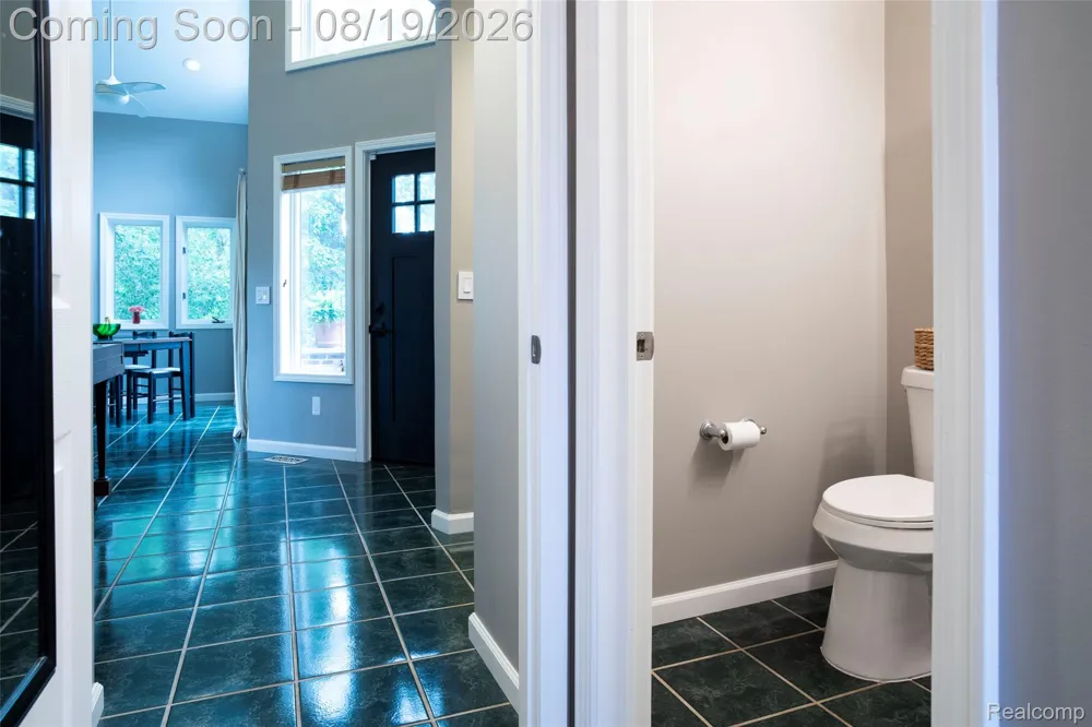 320 Charlevoix Street Commerce Charter Township, MI 48382
