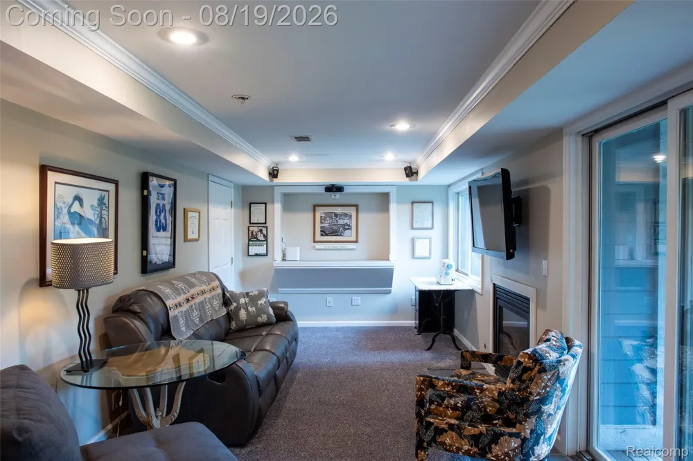320 Charlevoix Street Commerce Charter Township, MI 48382