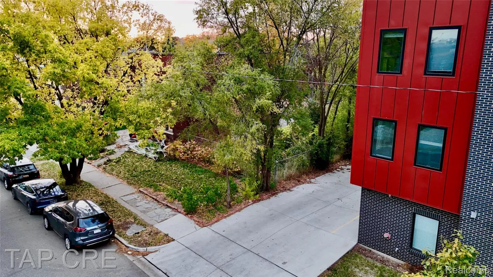684 W Alexandrine Street Detroit City, MI 48201